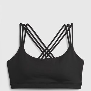 GAPFit Eclipse Strappy Bra
